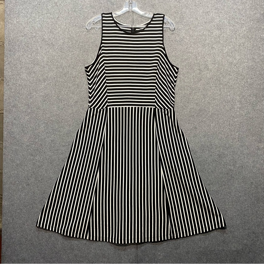 Banana Republic Black and White Halter Fit and Flare Mini Dress with pockets